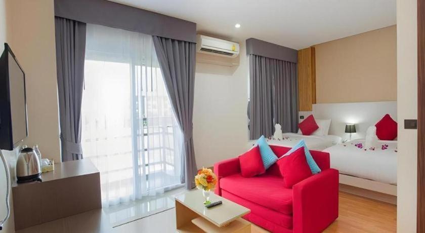Gt Residence Hotel Buriram Extérieur photo